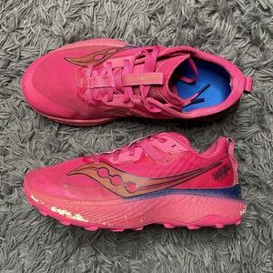 Saucony Endorphin Edge Women's Running Shoes Size 8.5